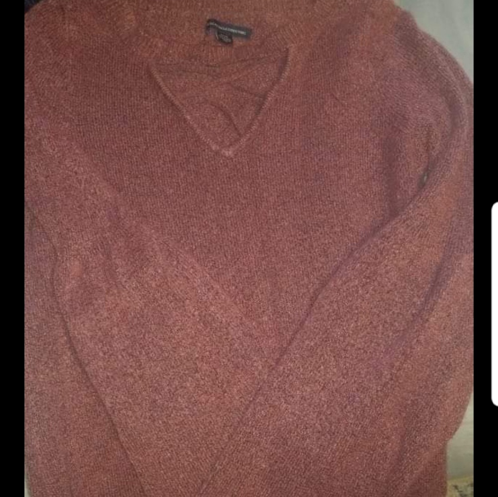 American eagle sweater